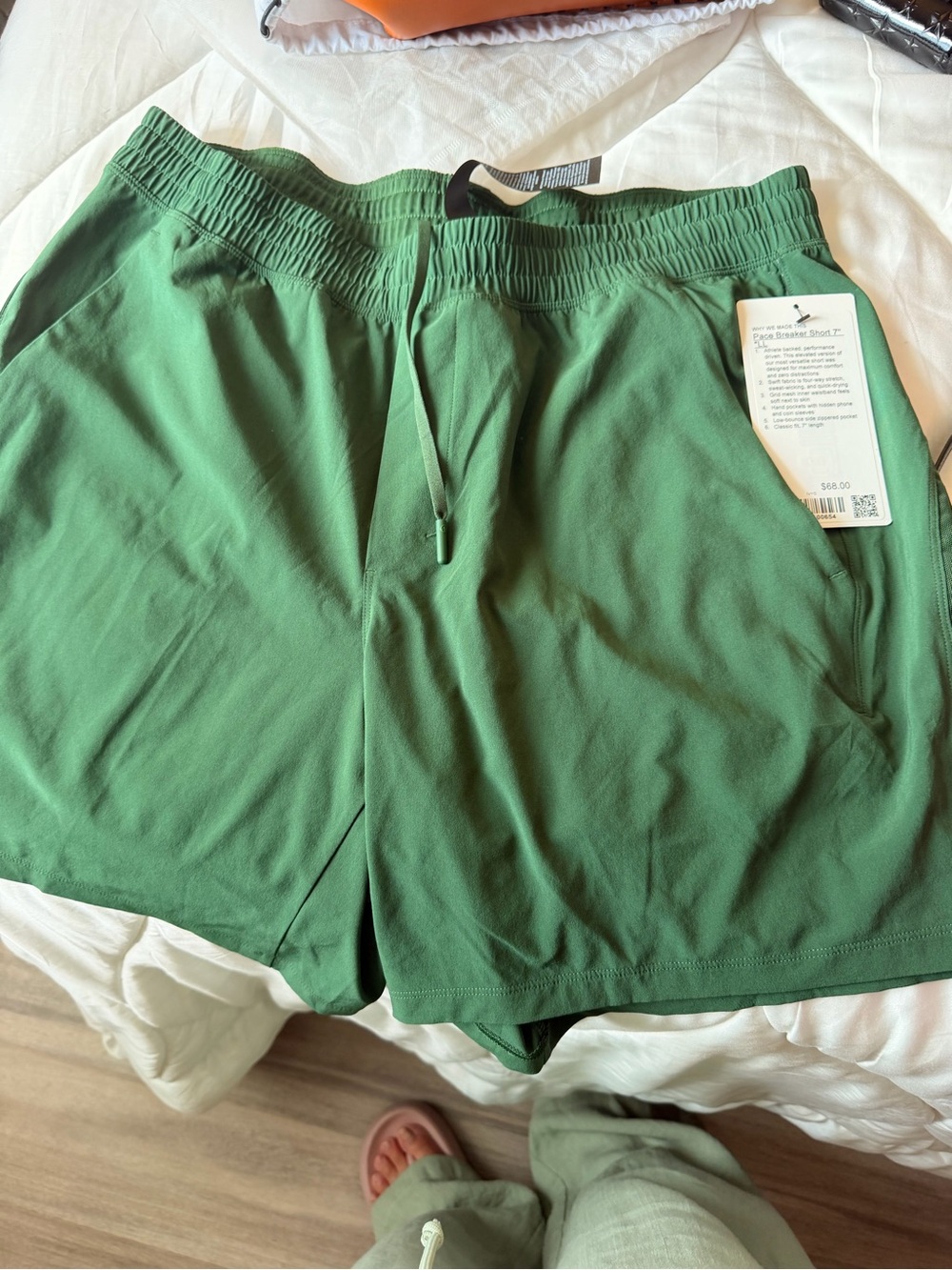 lululemon athletica Men's Green Athletic Drawstring Shorts